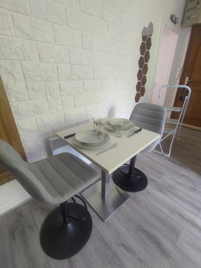 Appartamento Sezane Bains-les-Bains Esterno foto
