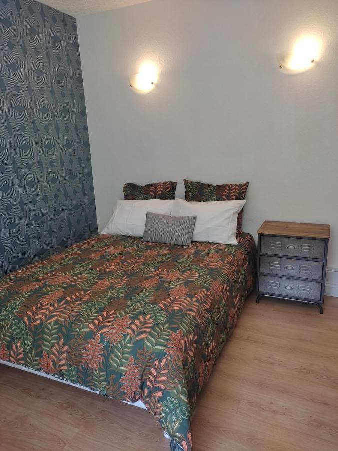 Appartamento Sezane Bains-les-Bains Esterno foto